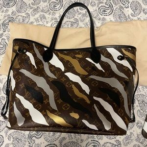 Louis Vuitton League of Legends Neverfull MM Tiger